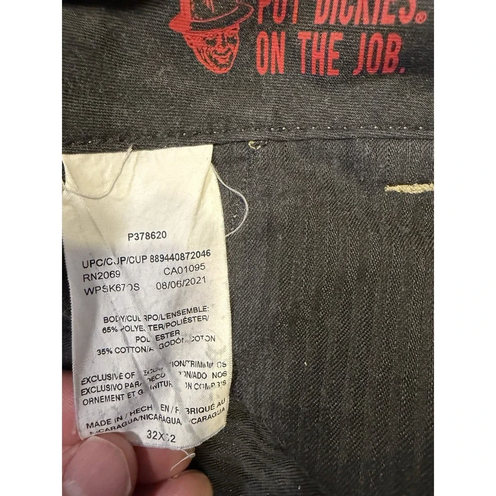 Dickies skateboarding regular